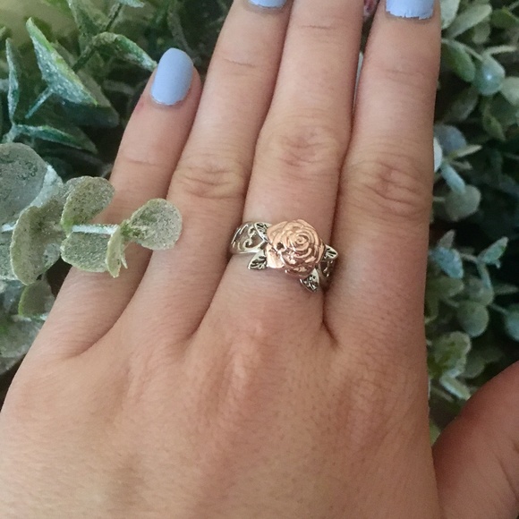 Sterling Silver Rose Gold Flower Scroll Ring - Picture 3 of 8